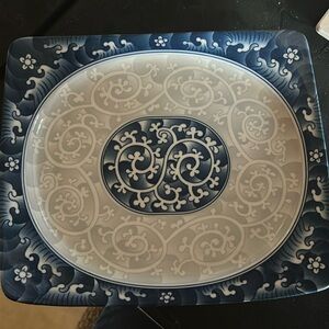 Seokchon Loko porcelain plate. Blue and white.